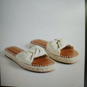 Torrid Knotted Espadrille Slide (9WW) New in package